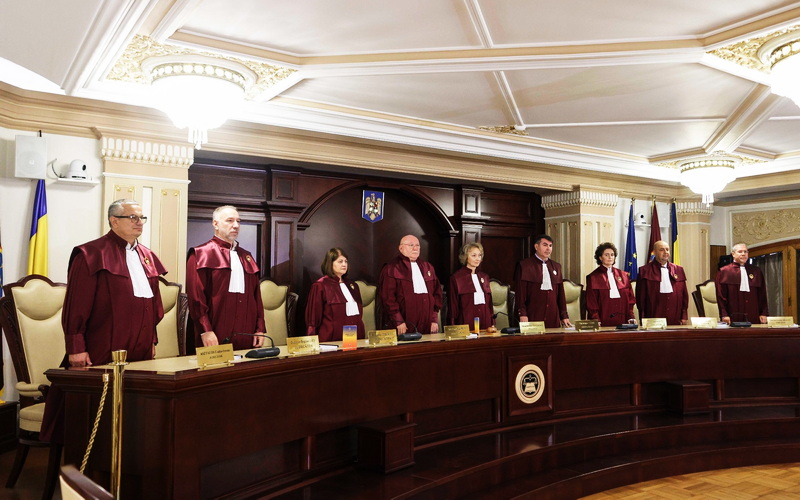 Săracii magistrați