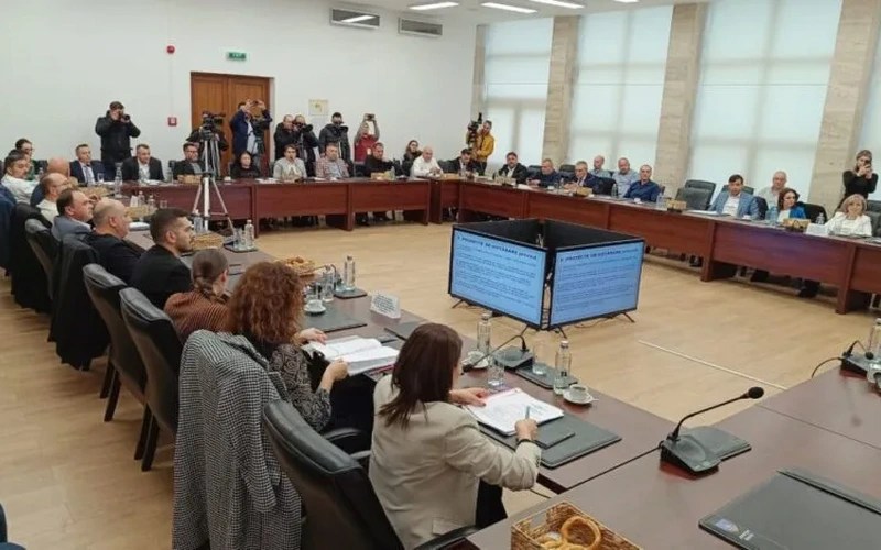 Consilierii județeni au aprobat achizițiile pentru anul 2026